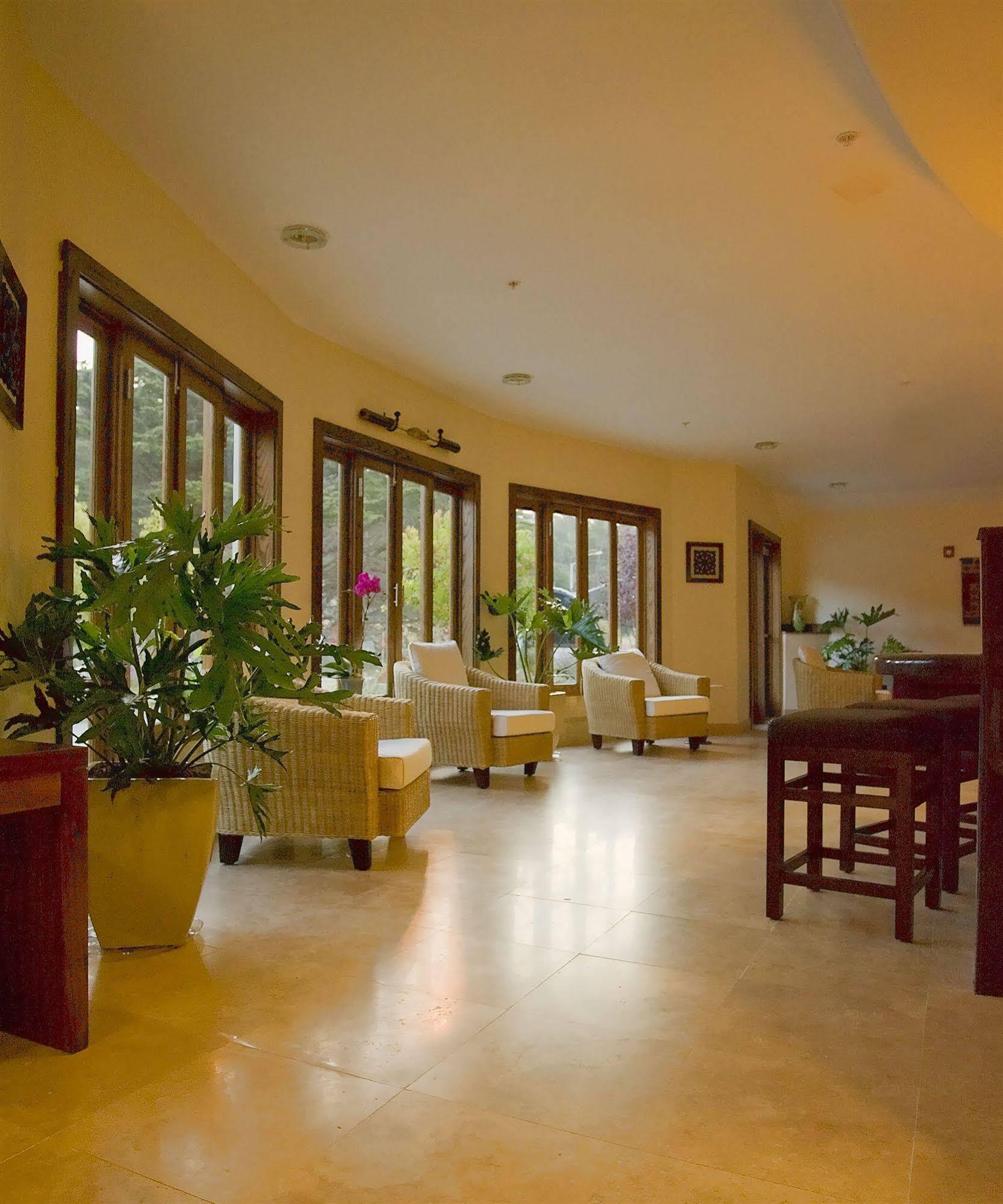 El Colibri Hotel & Spa Камбрия Екстериор снимка